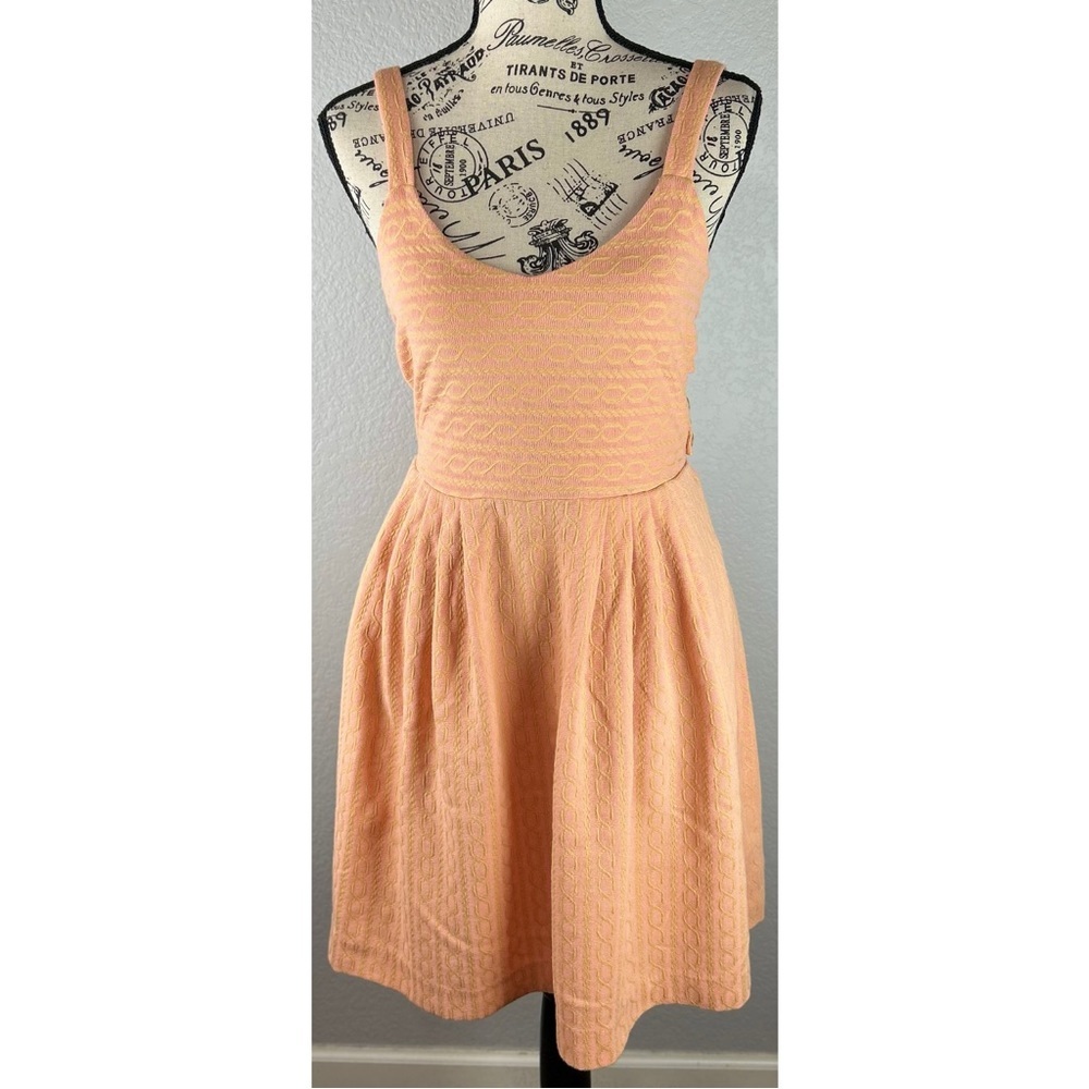 Anthropologie 9-H15 StCL Fit & Flare Dress Pale Orange Pink Cut Out Back Medium